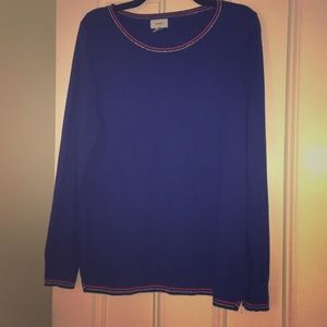 Women’s blue sweater w pink and silver outlineNWOT